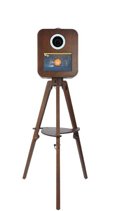 photobooth wooden